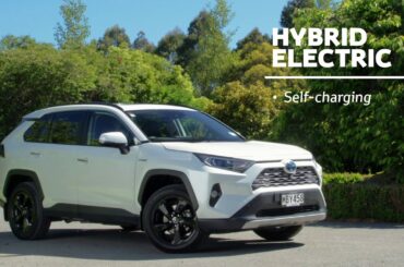 What’s the difference between a hybrid and a plug-in hybrid electric vehicle (PHEV)?