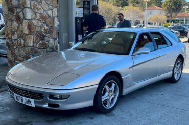 [Ferrari 456 GT Venice] fueling up