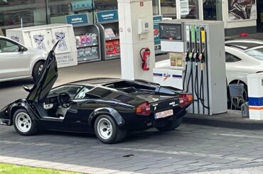 [Lamborghini Countach LP5000 QV]