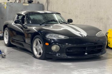 A sad gen 1 [dodge viper]. Last time car was registered was 2013.