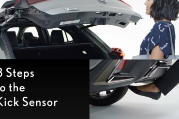 How-To Engage the Kick Sensor in the 2019 UX | Lexus