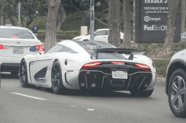 [Koenigsegg Regera] going for a nice rain drive near UC Irvine