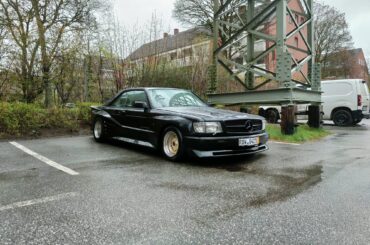 [Mercedes Benz 500 SEC Koenig] at my apartments car park