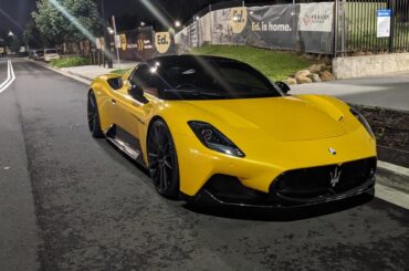 [Maserati MC20] in this stunning yellow