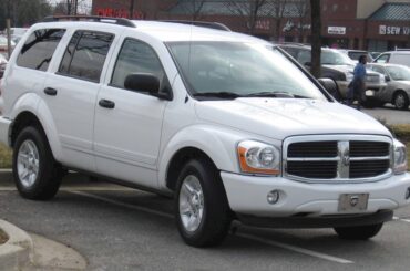 It’s early 2010 in Florida, this Durango pulls up to a Marshalls parking lot. What do you think the driver is listening to?