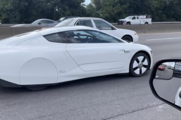 [Volkswagen XL1] spotted on public roads. 1/250 made worldwide. Potentially the only one in the States.