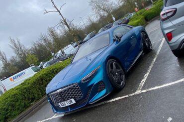 [Bentley Mulliner Batur] 1 of 18 ever made. £1.7 mil parked up at the supermarket.