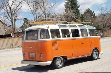 Sweet VW microbus I've seen around town. '65 maybe?