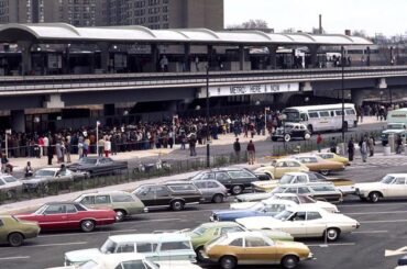 Washington DC, 1976. Thoughts on the cars parked here?