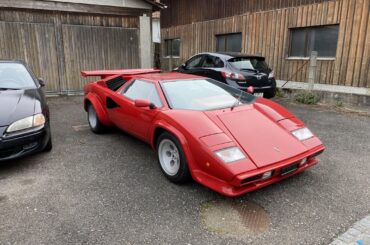 [Lamborghini Countach] bit dirty but still beautiful