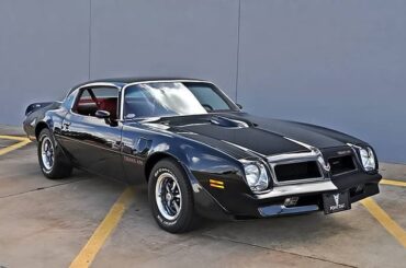 This exquisite 1976 Pontiac Trans Am is an absolute showstopper