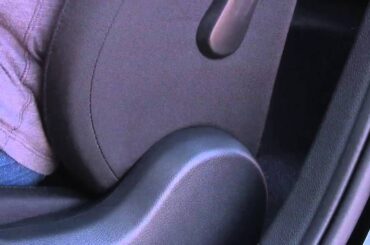 Adjusting Manual Seat | Knowing Your VW