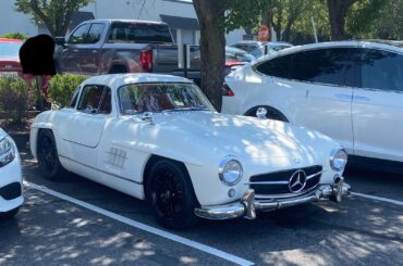 [Mercedes 300SL Gullwing] at a shop