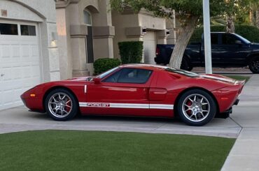 [Ford GT] next door