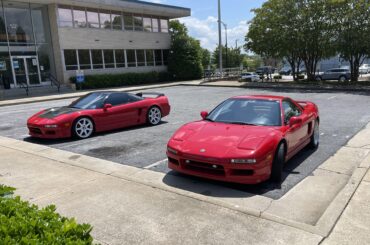 [Acura NSX] Spotted these two 90’s dream cars while walking around downtown today