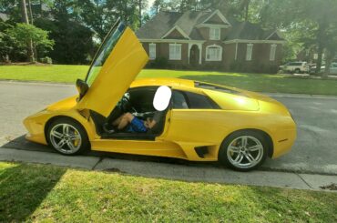 Got to take a ride in a friends 2007 [Lamborghini murielago].