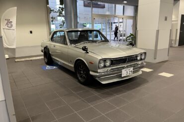 [Nissan Skyline GTR] First series spotted at Porsche dealership in Kobe