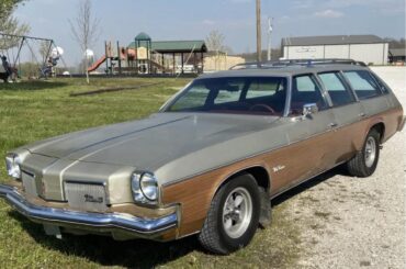 1973 OLDSMOBILE VISTA CRUISER