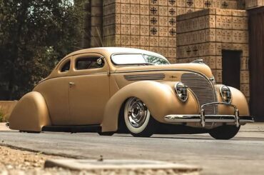 1938 Ford Deluxe Coupe - unquestionable beauty