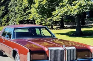 A 1975 Chrysler Imperial (No rust condition) or a 1970 Chevy Impala 4Door (Quarter Panels need work with poor paint)