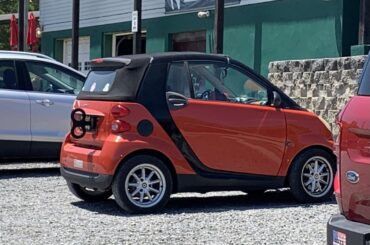 I give you… the Wind-Up Smartcar!