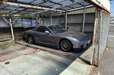 Spotted a [FD RX7 Spirit R Type A in Titanium Gray] from the train in Hiroshima yesterday