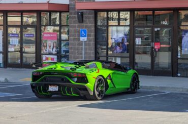 I don't know [Lamborghini, unknown model] very well, but I liked this aesthetic!