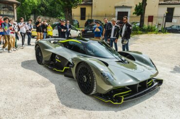 [Aston Martin Valkyrie] number 122 of 150