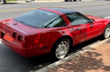 [1992 Chevrolet Corvette] So much respect for Corvettes, I always get so hyped when I see one