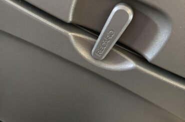 My 737 is best 737 because Recaro tray tables