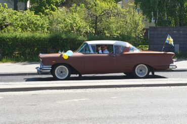 Chevrolet Impala 1958 found in wild.