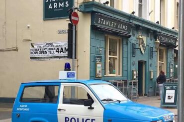 I’m a little late to the cop car trend but I present the reliant robin police car.