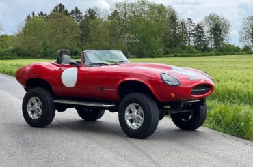 Off-road Jaguar E-Type: One-off based on a 1984 Range Rover chassis and 3.5l V8, with a fibreglass replica body