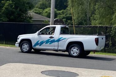 Exhaust sounded good, this is like a restomod, nice truck. Just saw it in the wild.