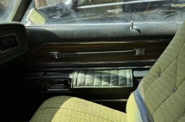 71 Buick interior