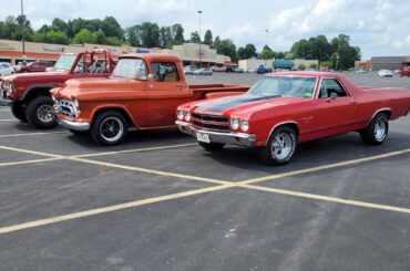 Some cool looking old trucks