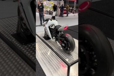 The Zero SR-X concept electric motorcycle, would you drive this? #electricmobility #emobility #huge