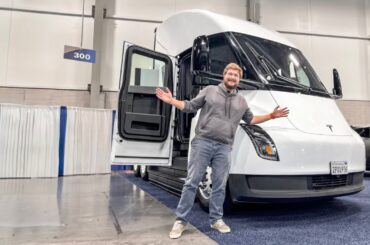 Tesla Semi! My First Look & Ride In This Awesome Electric Truck
