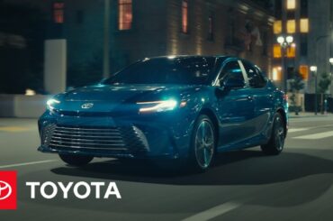 Feel the Groove in the All-new Camry | Toyota