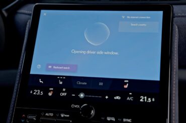 How to set up 'Hey Lexus' voice control | LEXUS EUROPE