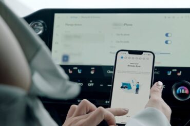 How to connect your smartphone to use remote parking | LEXUS EUROPE