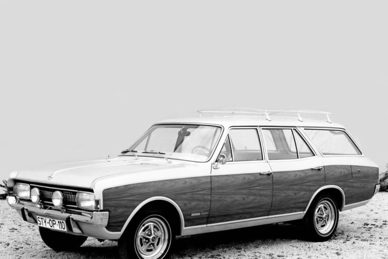 1968 Opel Commodore Voyage, a woody wagon concept from Opel, as if the American influence in Opel cars that time wasn't obvious enough.