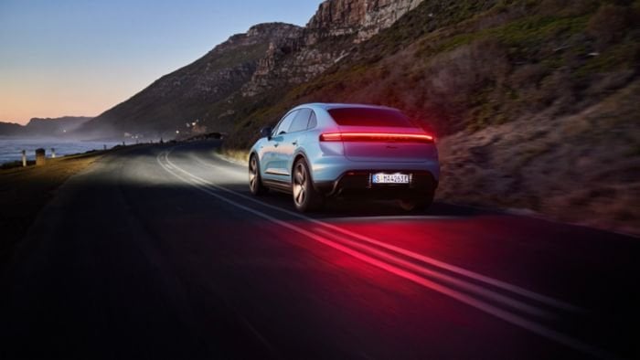Porsche expands the model range for the all-electric Macan (RWD Base and 4S added)