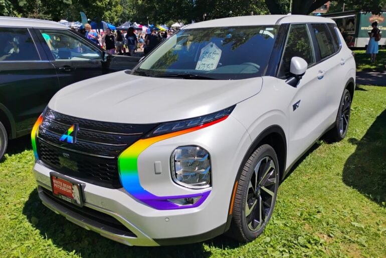 The Mitsubishi outlander pride edition. A $900 appearance package for Midwest Mitsubishi dealers. Who's gonna buy this car?