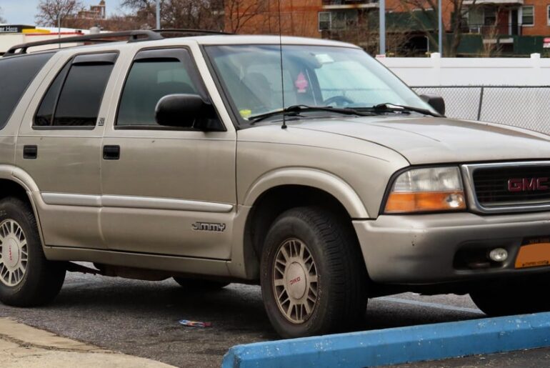 You're a Transformer that crash landed in a rural American town on Earth. You need a vehicle mode to get around in and these are your options. Which car do you scan?