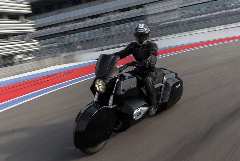 IZh Cortege (ИЖ Кортеж) - russian prototype motorcycle for the government motorcade.