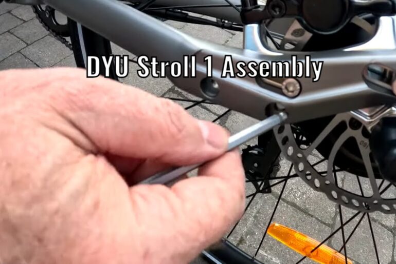 DYU Stroll 1 Electric Bike Assembly