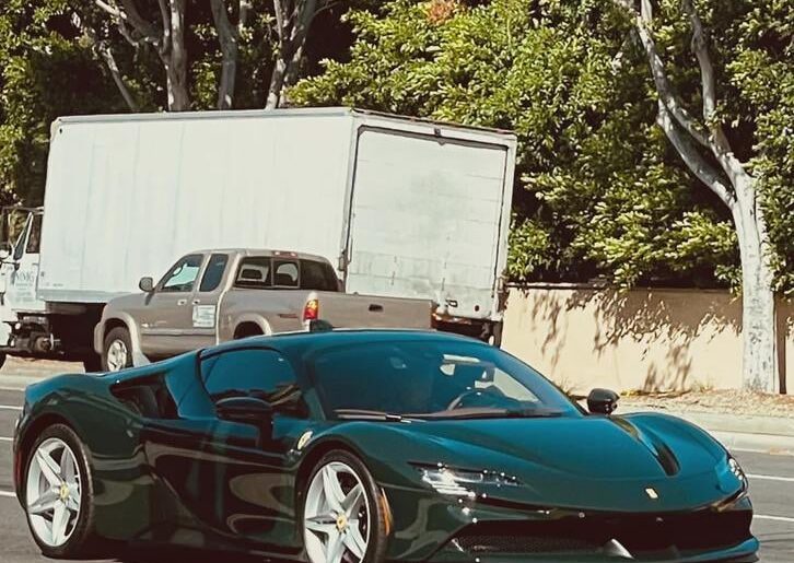 [Ferrari SF90] spotted in this gorgeous green.