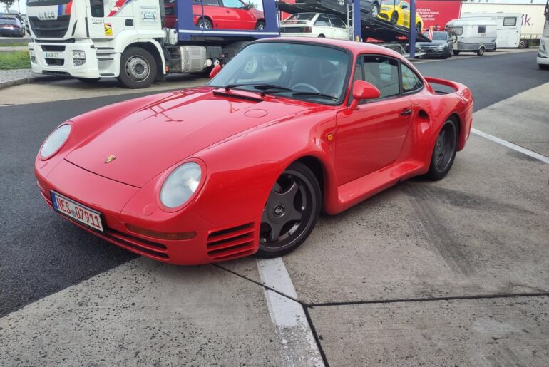 [Porsche 959 comfort] spotted on a German highway /roadhouse