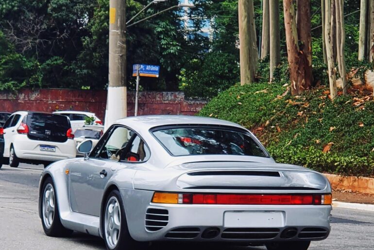 the only [Porsche 959] in brazil.